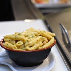 PASTA ALFREDO W/ CHICKEN
