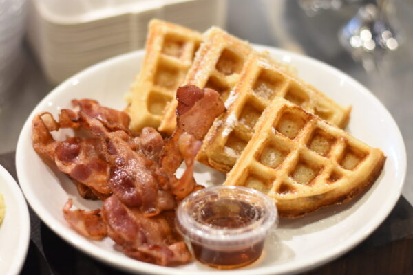 BELGIAN WAFFLE PLATTER