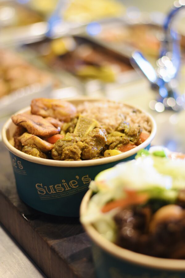 BOWL- CURRIED GOAT